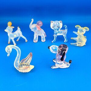 Vintage Painted Lucite Plastic Animal Figurines – Lot of 11 Retro Miniatures